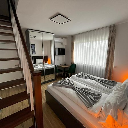 Haven Hotels - Hotel Dona Bergisch Gladbach Bagian luar foto