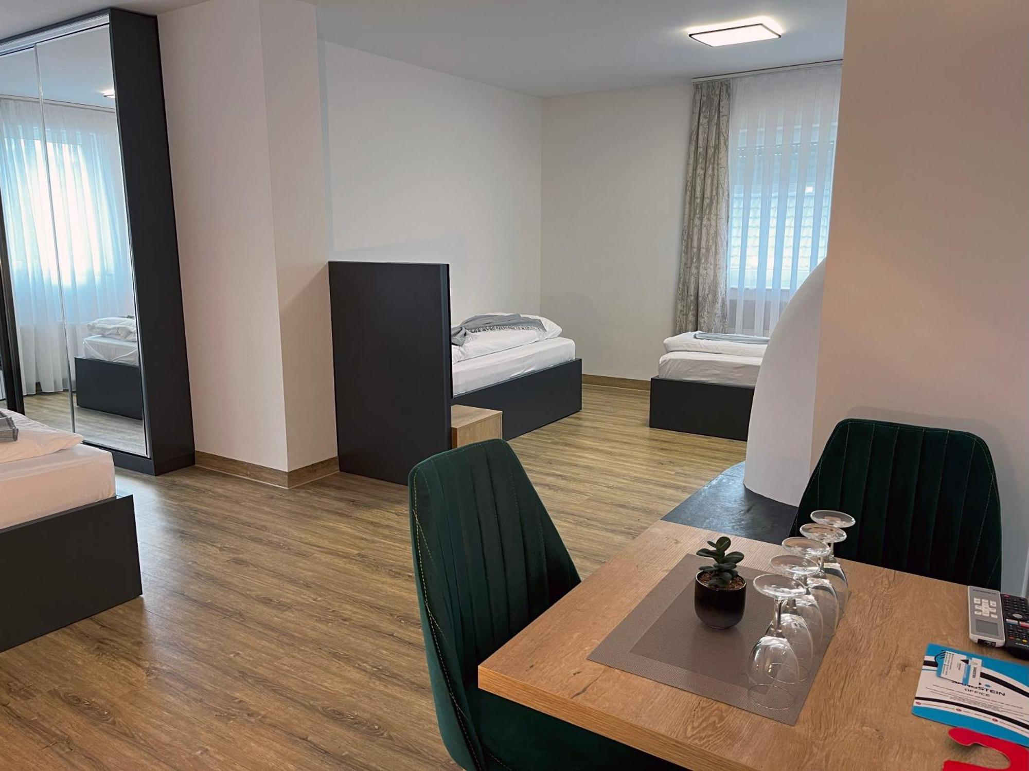Haven Hotels - Hotel Dona Bergisch Gladbach Bagian luar foto