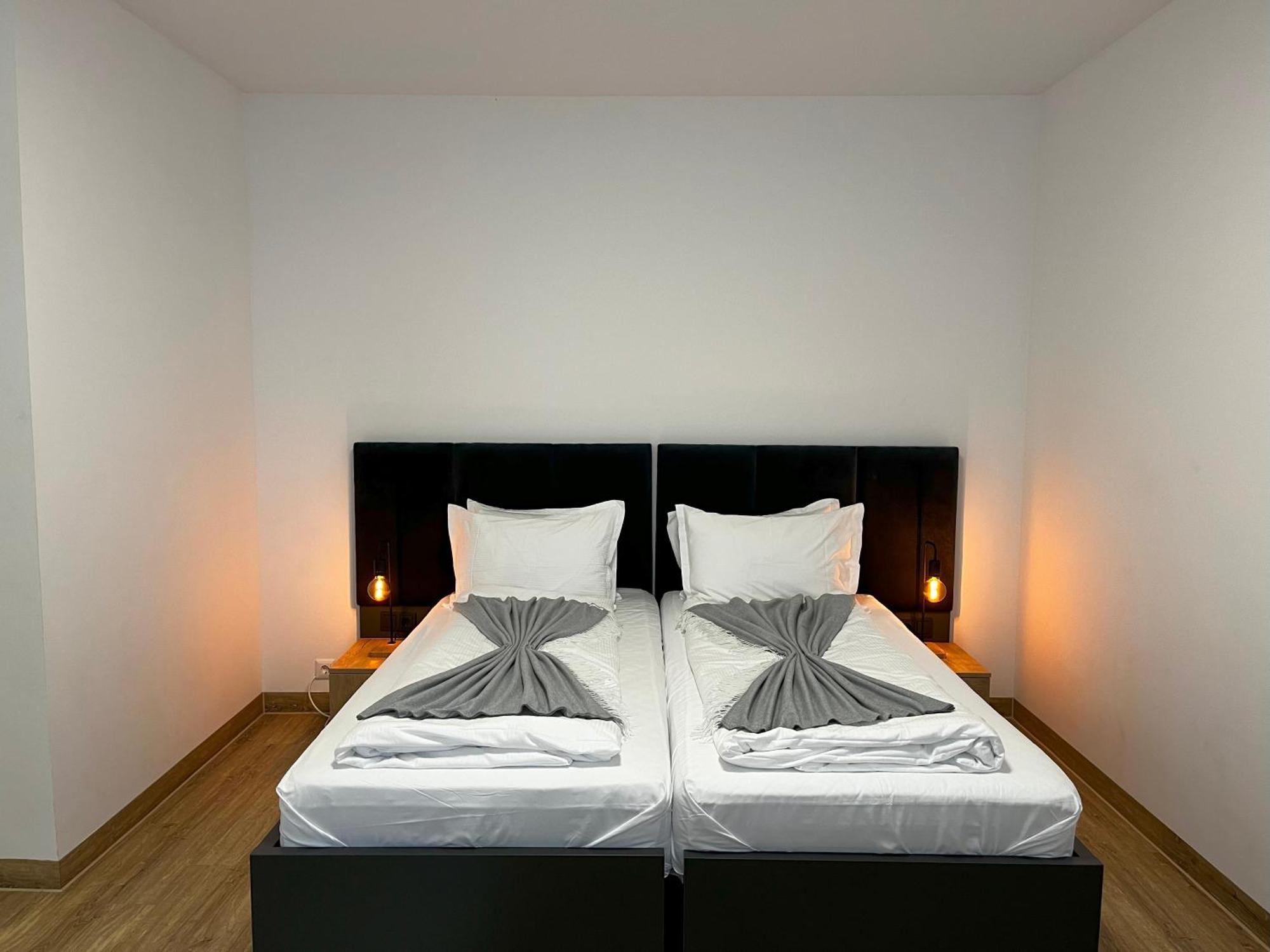 Haven Hotels - Hotel Dona Bergisch Gladbach Bagian luar foto