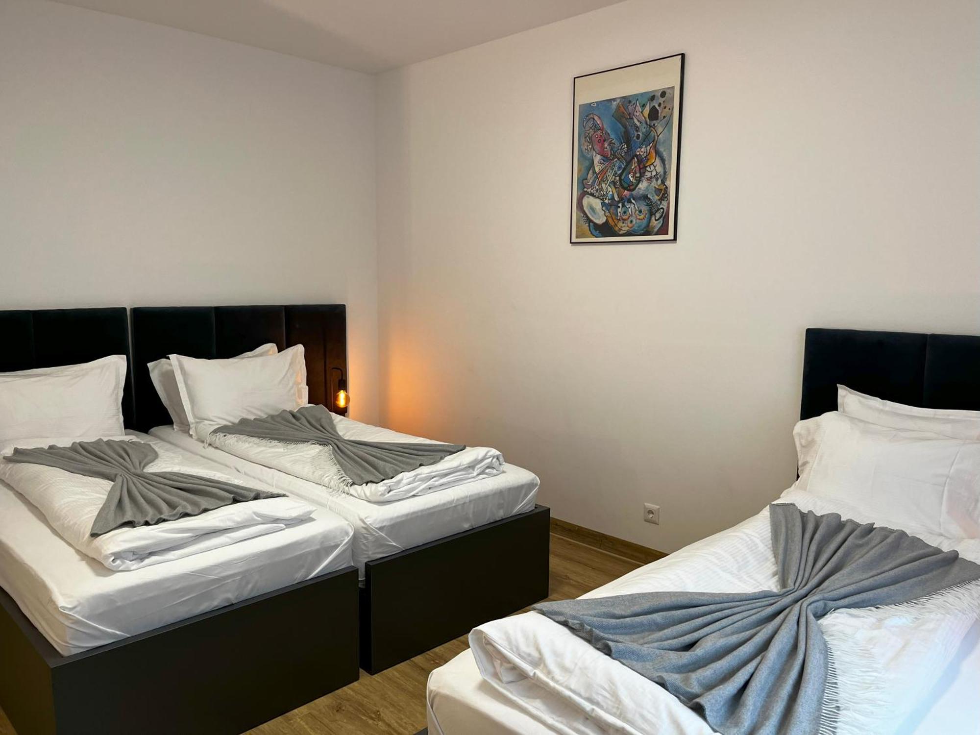 Haven Hotels - Hotel Dona Bergisch Gladbach Bagian luar foto