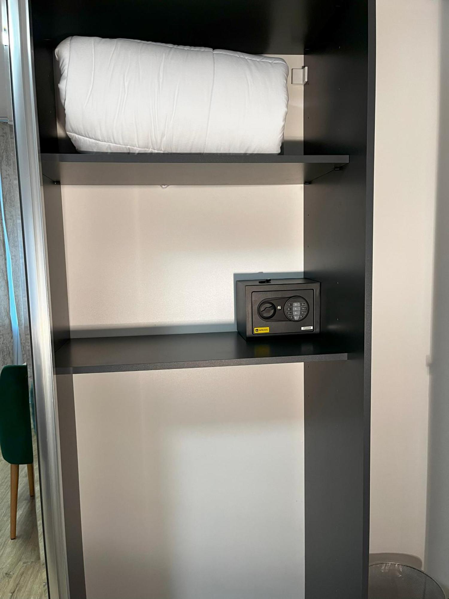 Haven Hotels - Hotel Dona Bergisch Gladbach Bagian luar foto